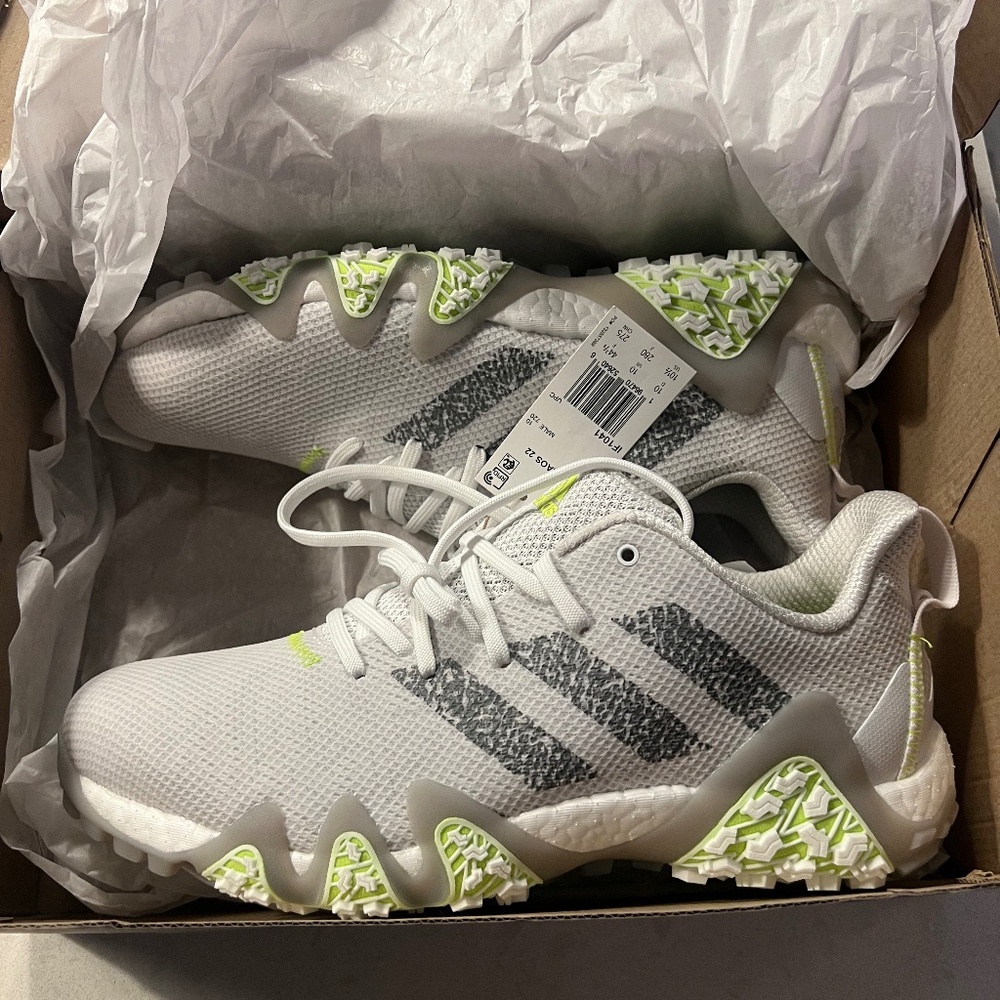 NEW with tags Adidas Codechaos Men's 2022 Spikeless Shoes - White/Lime